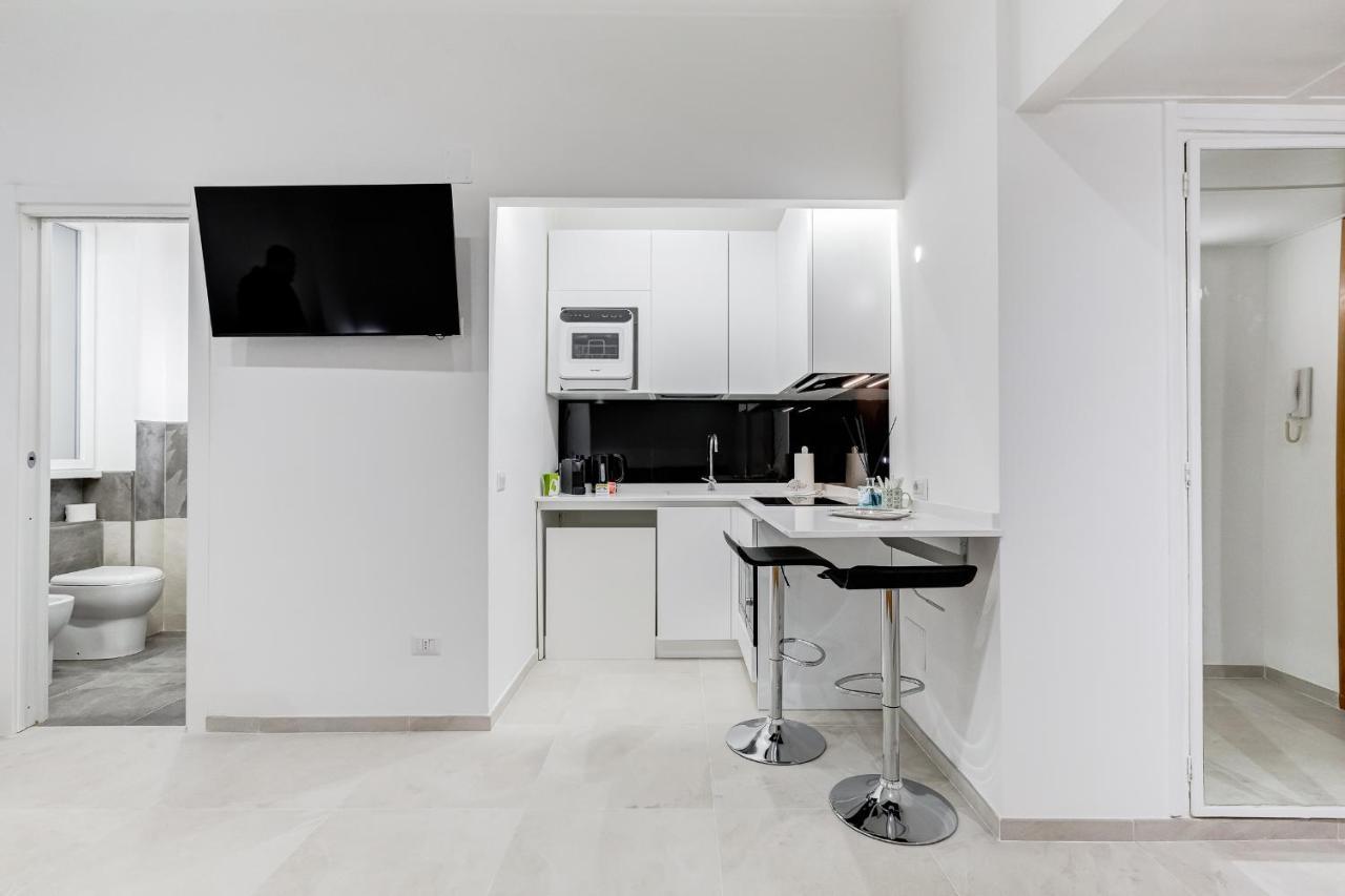 96 Degli Ubaldi Charming Suite Рим Екстериор снимка