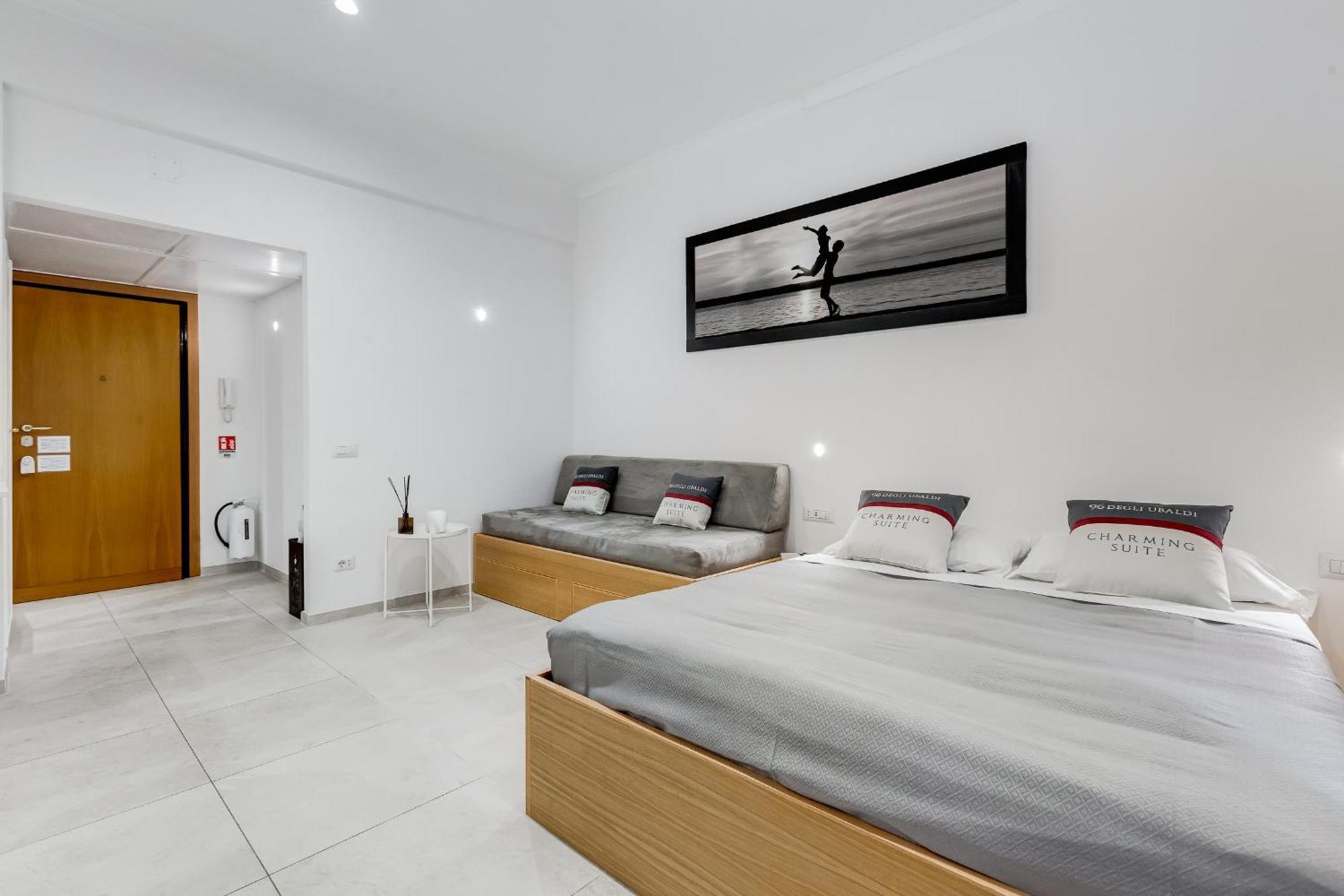 96 Degli Ubaldi Charming Suite Рим Екстериор снимка