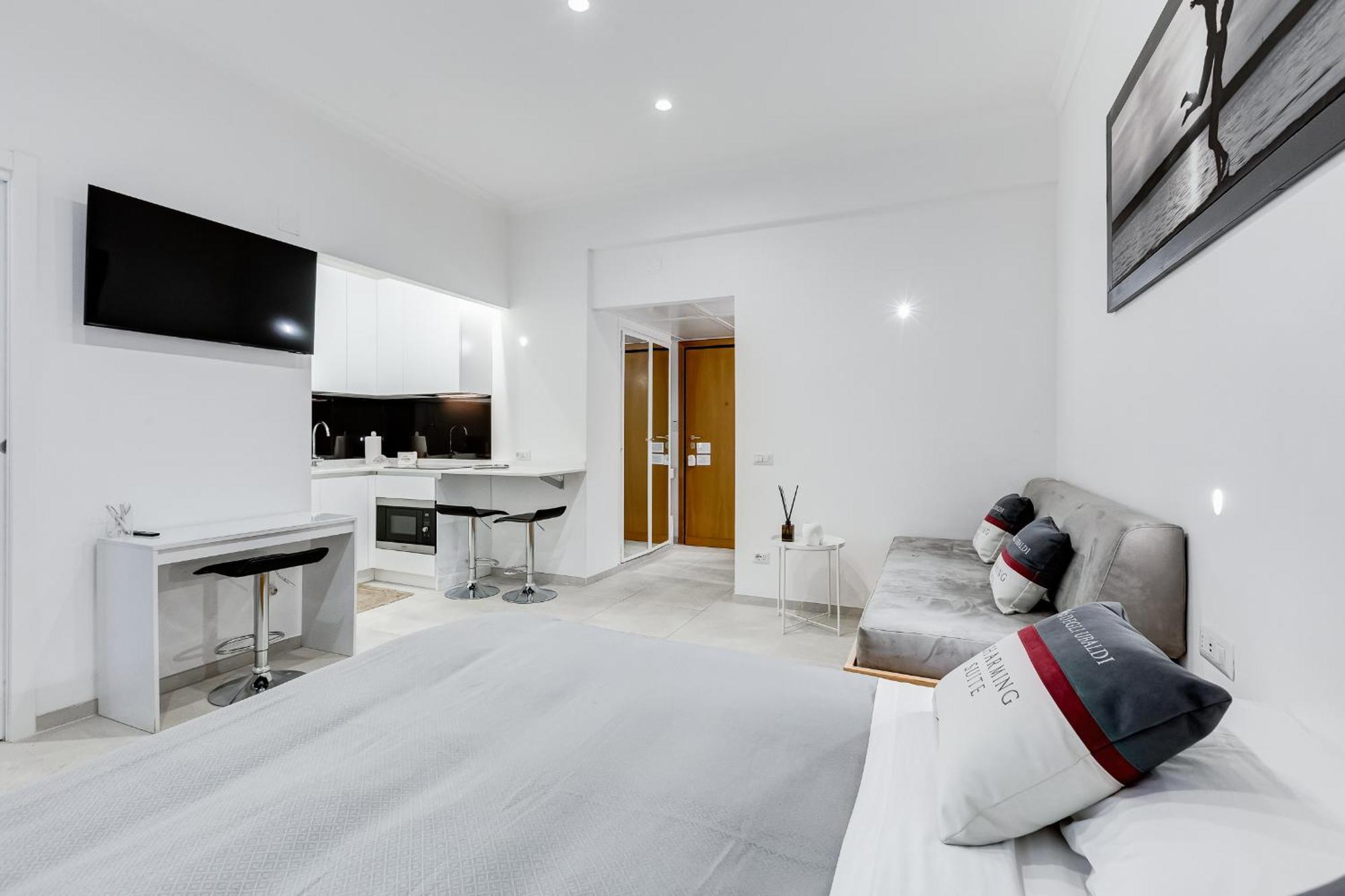 96 Degli Ubaldi Charming Suite Рим Екстериор снимка