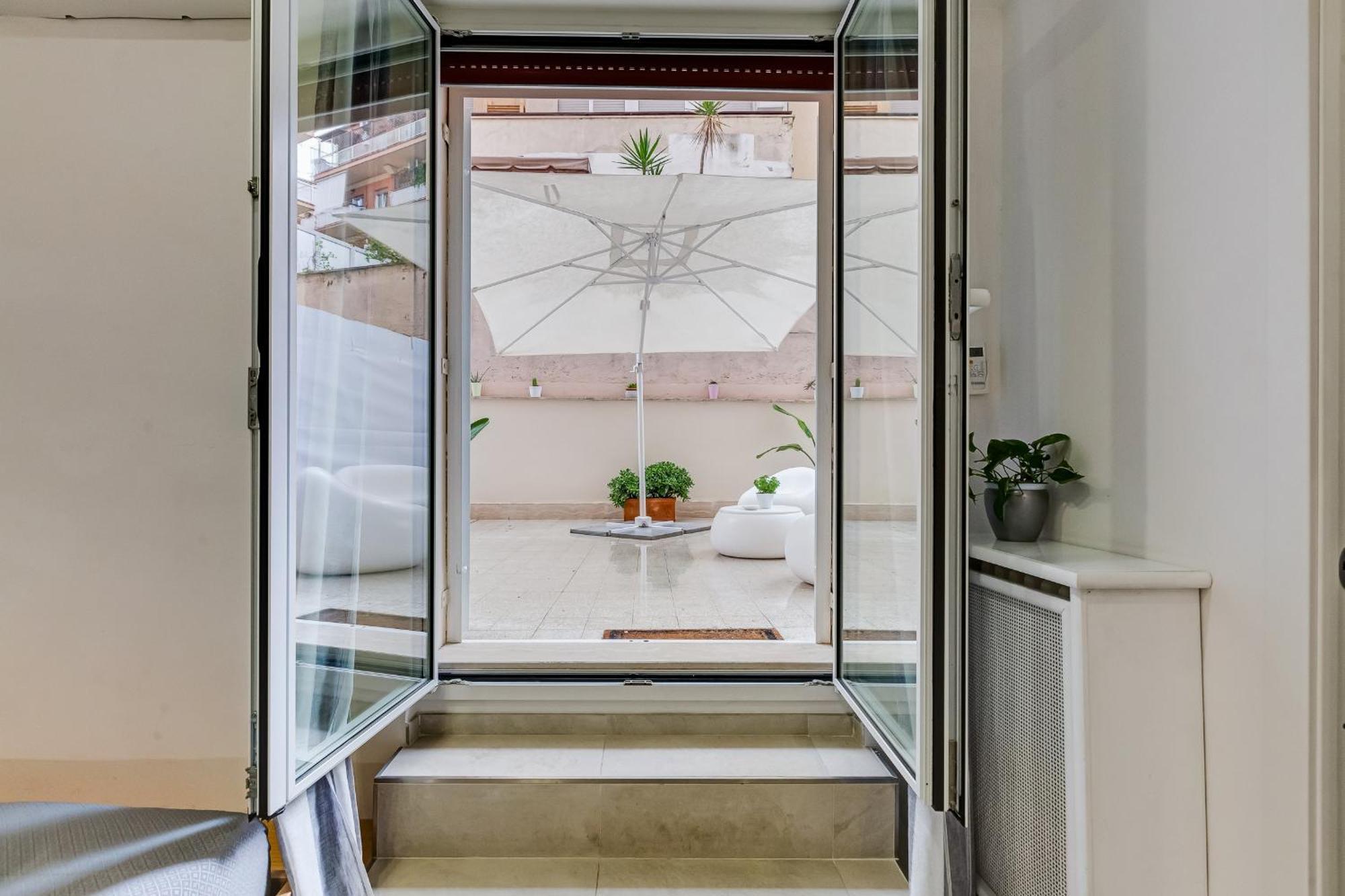 96 Degli Ubaldi Charming Suite Рим Екстериор снимка